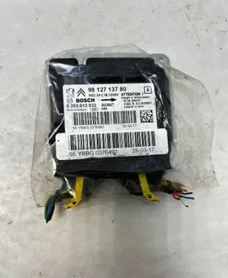 Peugeot 2008 I Airbag control unit/module 9812713780