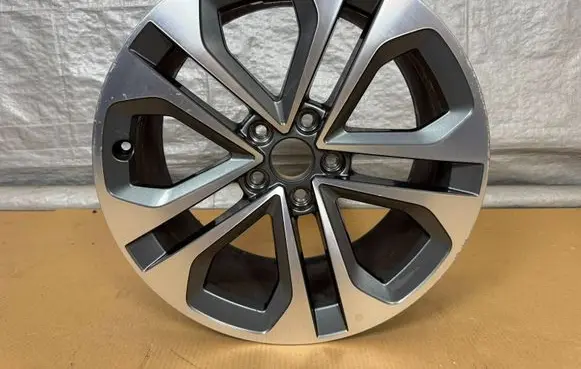 Audi A3 8Y R18 alloy rim 8V0601025CE