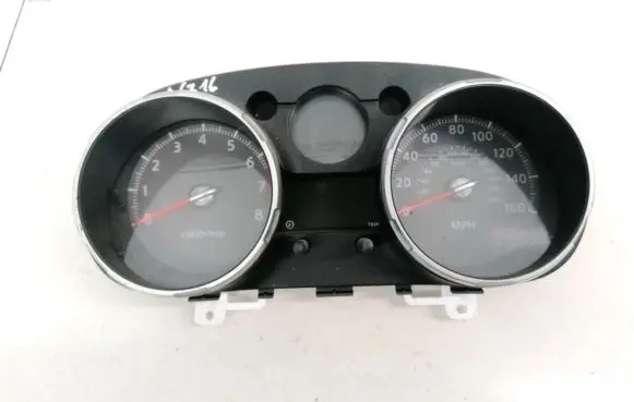 Nissan Qashqai Speedometer (instrument cluster) JD11D 18G8QM