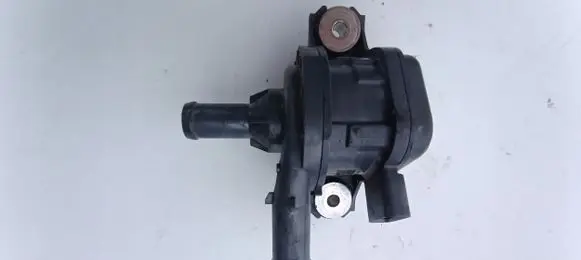 Toyota C-HR I Water pump G90403305