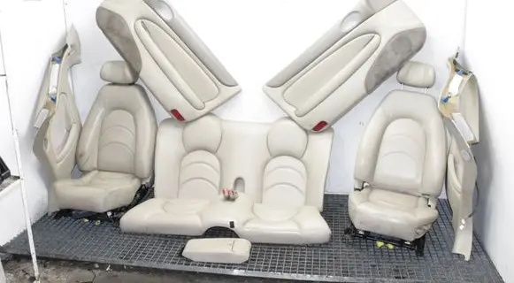 Jaguar XK8 - XKR Interior set 