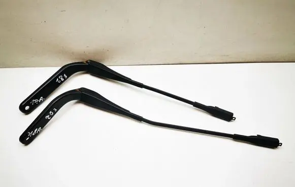 BMW 1 E82 E88 Windshield/front glass wiper blade 7169973 7169974 616171699739