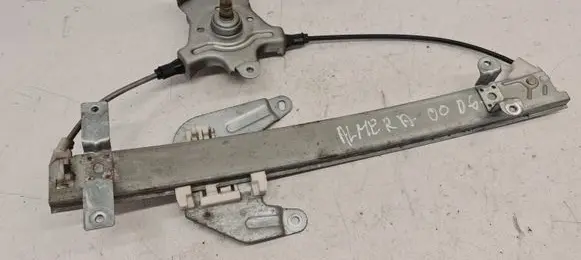 Rear door manual window regulator