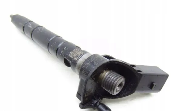 Audi A6 S6 C6 4F Fuel injector 059130277S
