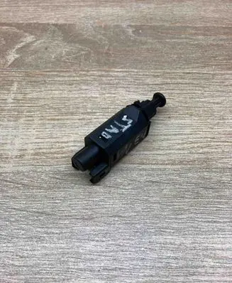 Volkswagen Transporter - Caravelle T4 Brake pedal sensor switch 191945515B 52587