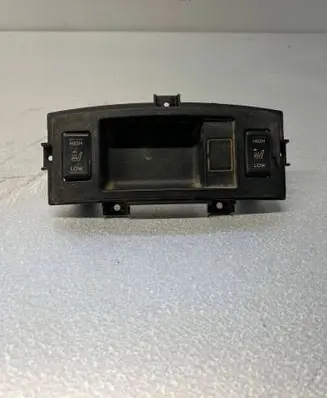 Mitsubishi Outlander Seat heating switch 8610A044