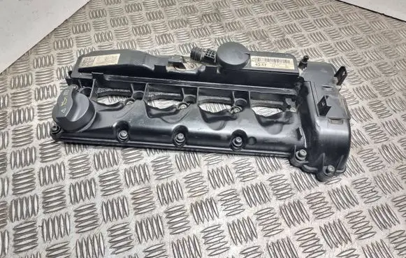 Mercedes-Benz E W212 Rocker cam cover A6510104317 A6510108918 201152