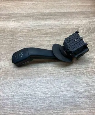 BMW 5 E39 Indicator stalk 8352172 011004