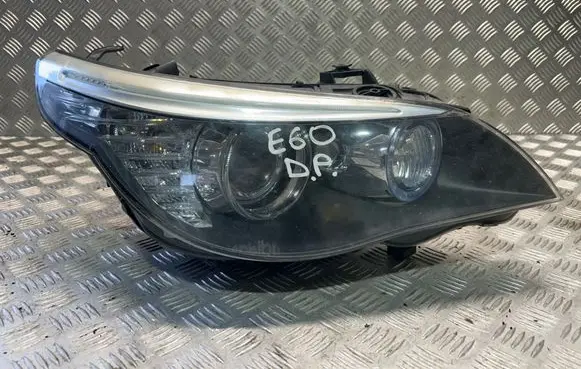 BMW 5 E60 E61 Headlight/headlamp 7044674
