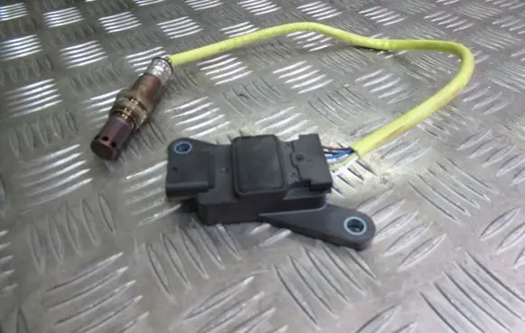 Mercedes-Benz Metris W447 Lambda probe sensor A0009059813
