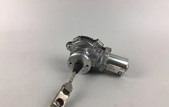 Volkswagen Jetta VI Turbo 06K145613B