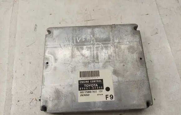 Toyota Corolla Verso AR10 Engine control unit/module MB1758007612 896610F090
