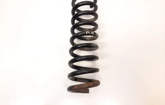 Mercedes-Benz E W210 Rear coil spring