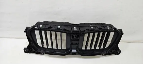 BMW X3 G01 Front bumper upper radiator grill 5A1DA4809
