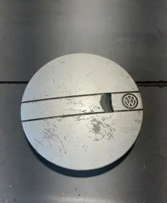 Volkswagen Golf II Original wheel cap 191601149D
