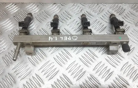 Opel Astra J Fuel injectors set 0280151239