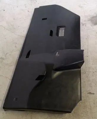 Volkswagen Touareg I Dashboard lower bottom trim panel 7L6815174