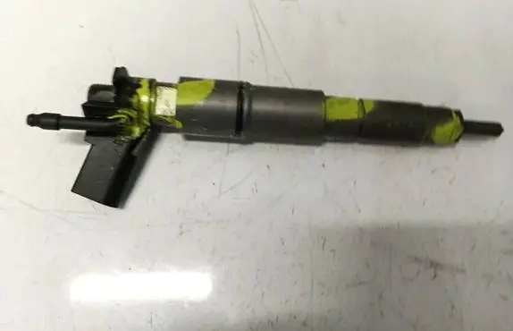 BMW 7 E65 E66 Fuel injector 779209703 00098050309