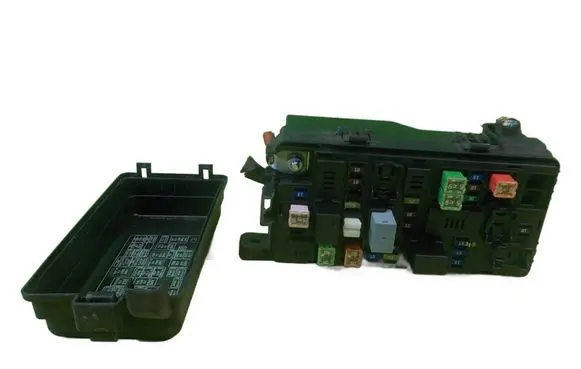 Chevrolet Spark Fuse box set BEZPIECZNIKOW TP169