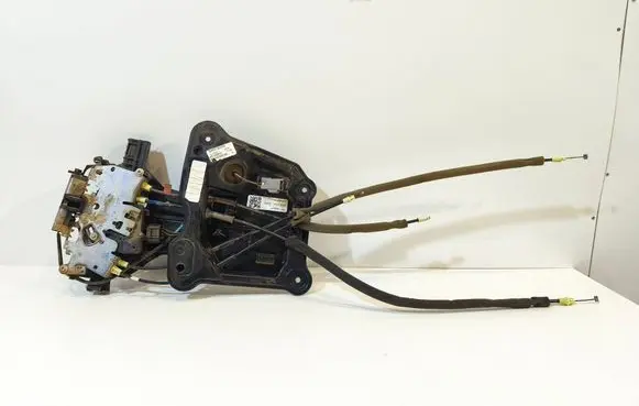 Chrysler Pacifica Sliding door lock 68234560A I120085