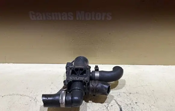 BMW 5 E60 E61 Coolant heater control valve 6911797