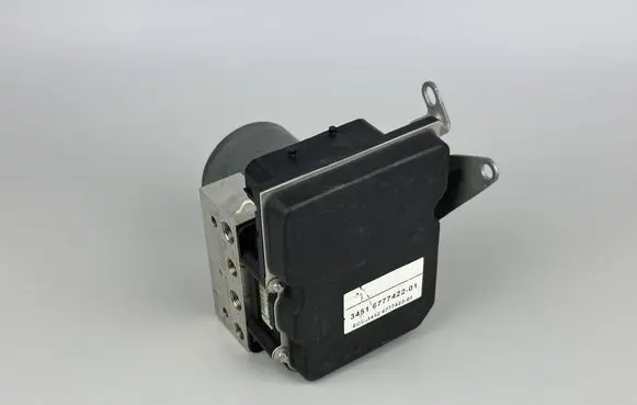 BMW 3 E90 E91 ABS Pump 6777422 6777423 34516777422