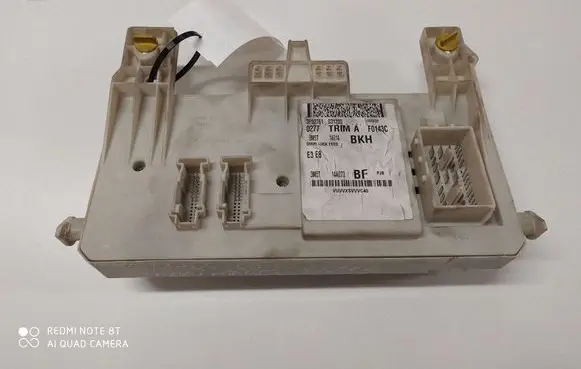 Ford Focus C-MAX Fuse module 3M5T14A073BF 519058317
