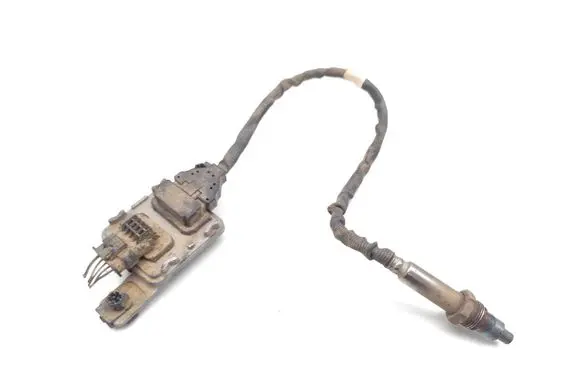 Volkswagen Amarok Lambda probe sensor 059907805R A2C19384800