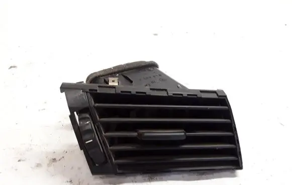 BMW X3 E83 Dashboard side air vent grill/cover trim 3400076