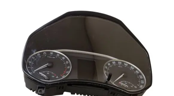 Skoda Octavia Mk2 (1Z) Speedometer (instrument cluster) 1Z0920843S