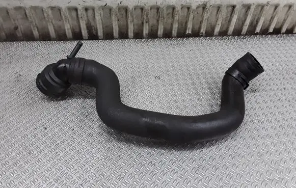 Volkswagen Touran I Engine coolant pipe/hose 6Q0122291E