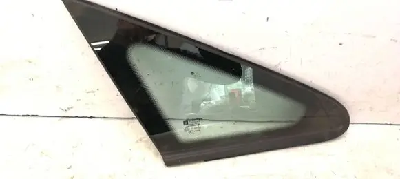 Opel Zafira B Front triangle window/glass 43R007951 E000255 DOT24AS2M19