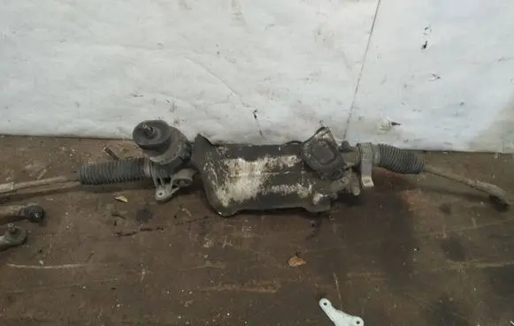 Volkswagen Touran I Steering rack 1K1909144H 0273010030