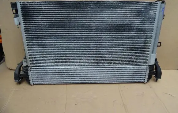 Renault Laguna III Radiator support slam panel 214100004R