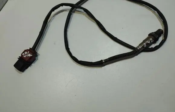 Volkswagen Touareg I Lambda probe sensor 1928404689 07Z906262G