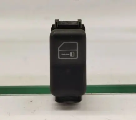 Mercedes-Benz C W202 Central locking switch button 2028204010