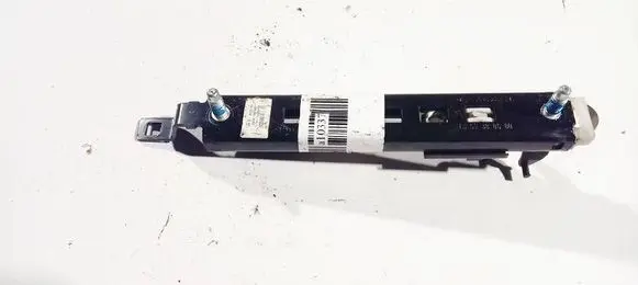 Opel Astra H Seat belt adjustment rail 13166032