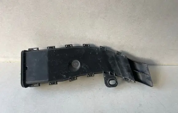 Mercedes-Benz C W205 Rain gutter A2058320184