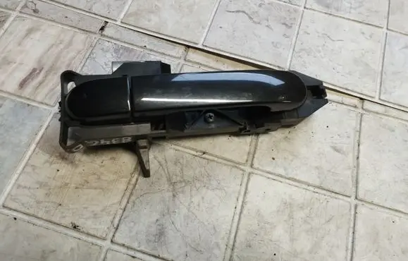 Nissan Note (E11) Rear door exterior handle 233323