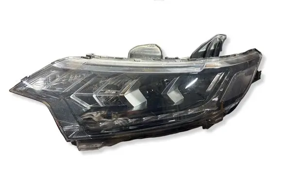 Mitsubishi Outlander Headlight/headlamp 