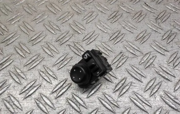 Nissan Qashqai Wing mirror switch 255704EA1B 0174