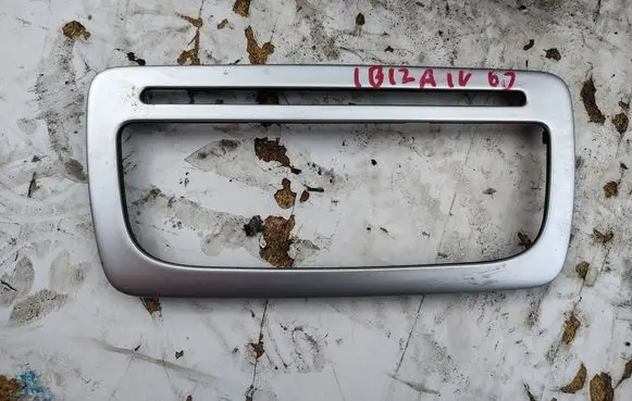Seat Ibiza IV (6J,6P) Panel trim 