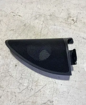 Mercedes-Benz GLC X253 C253 Side speaker trim/cover A2537200248