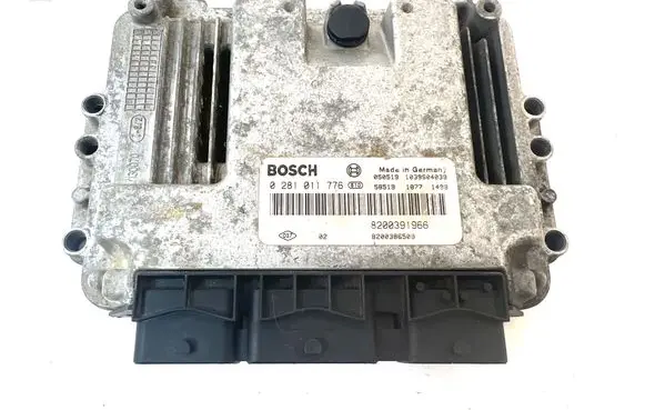 Renault Scenic II - Grand scenic II Engine control unit/module 0281011776 8200391966
