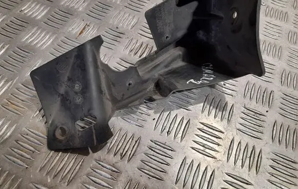 Chevrolet Camaro Intercooler air guide/duct channel 23507394