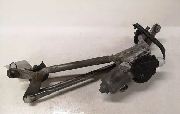 Toyota Yaris Front wiper linkage and motor