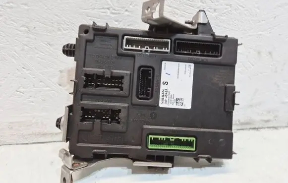 Nissan Rogue Comfort/convenience module 284B1 A2C39105505 S180192100