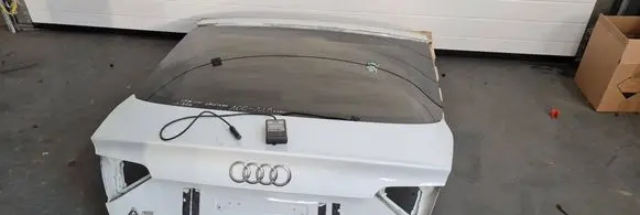 Audi A5 Sportback 8TA Tailgate/trunk/boot lid 8T8827025