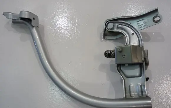 Volkswagen PASSAT B8 Tailgate/trunk/boot hinge