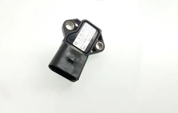 Volkswagen Touran I Air pressure sensor 038906051C 0281002401
